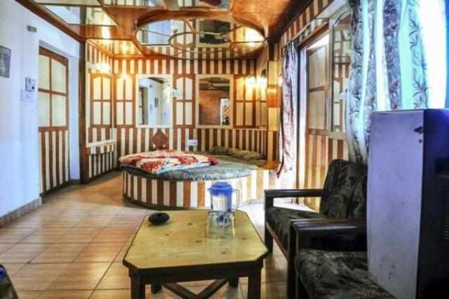 Hotel Gulmarg Regency Shimla Zewnętrze zdjęcie