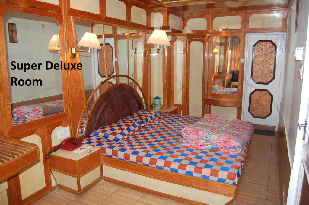 Hotel Gulmarg Regency Shimla Pokój zdjęcie